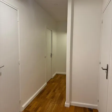 Apartment Large For 10 People Saint Fargeau *